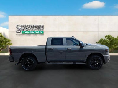 2026 RAM Ram 2500 RAM 2500 BLACK EXPRESS CREW CAB 4X2 6'4' BOX