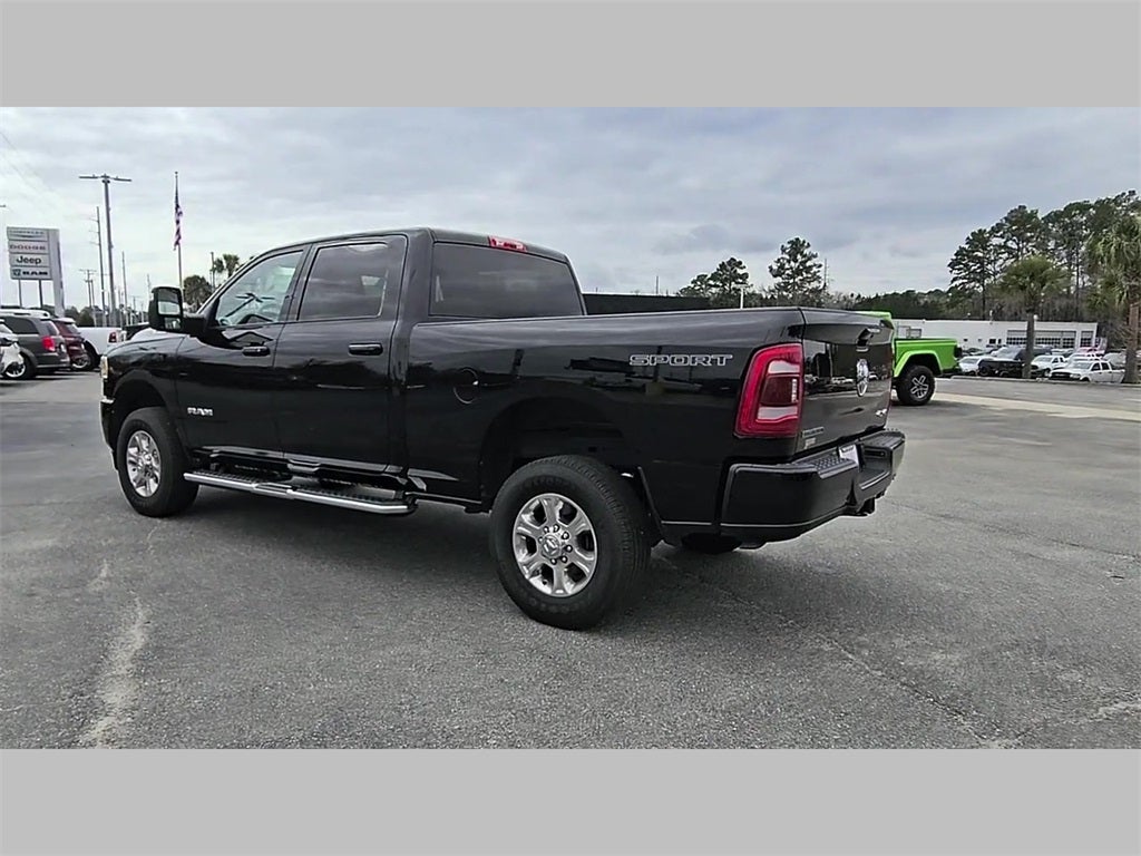 2024 RAM 2500 Big Horn Crew Cab 4x4 6'4' Box