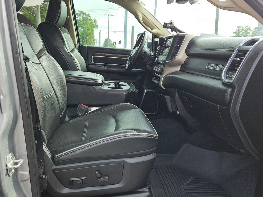 2021 RAM 2500 Laramie Crew Cab 4x4 6'4' Box