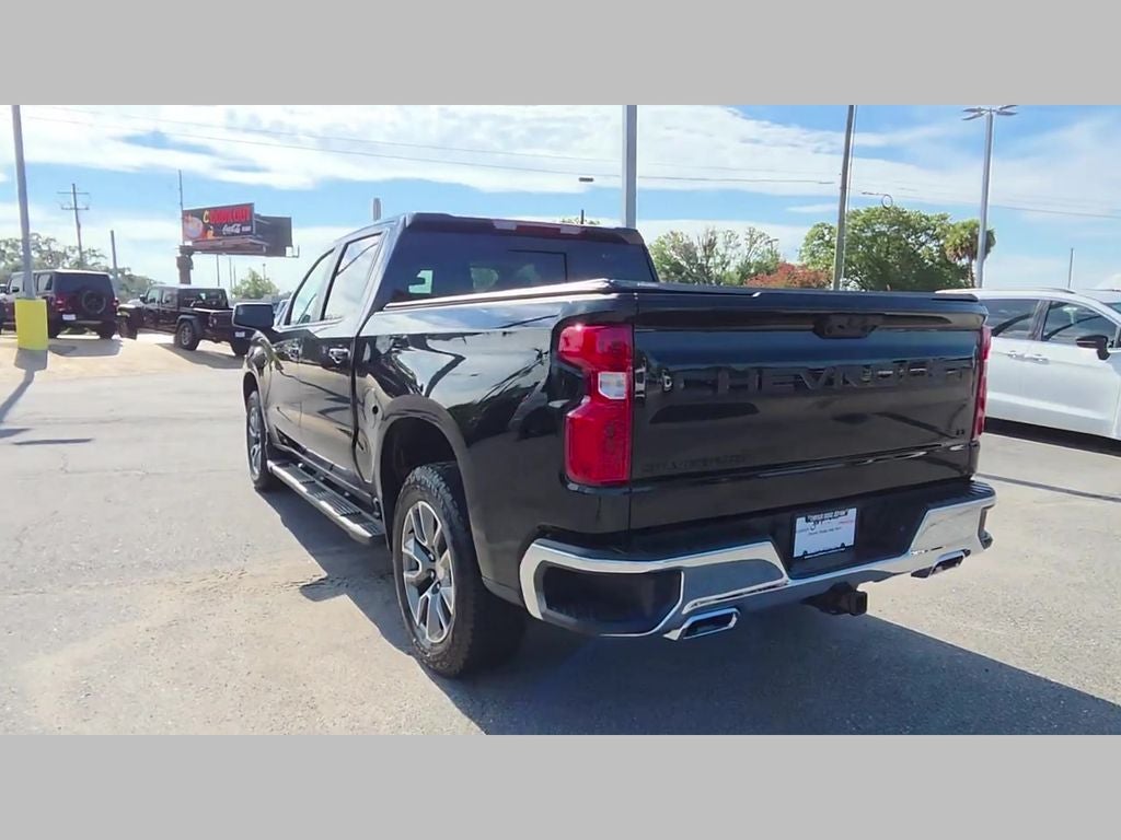 2026 Chevrolet Silverado 1500 4WD Crew Cab Standard Bed LT
