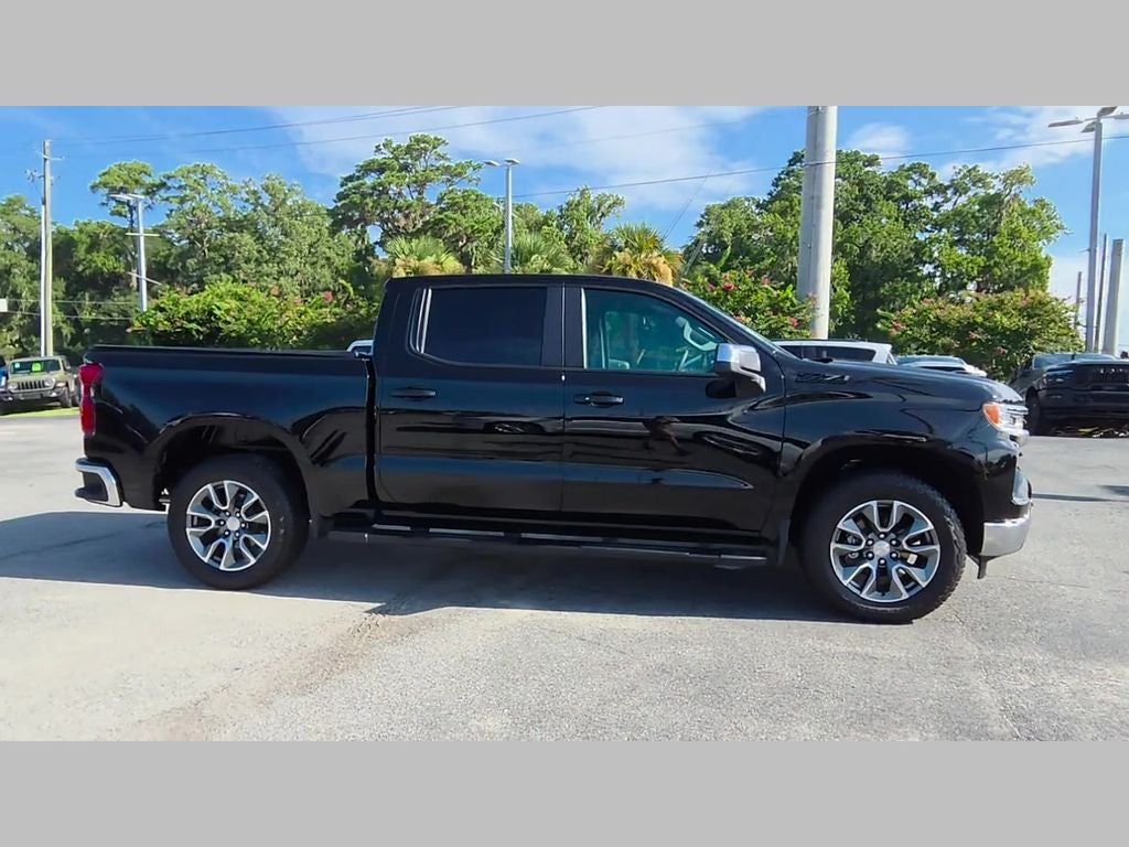 2026 Chevrolet Silverado 1500 4WD Crew Cab Standard Bed LT