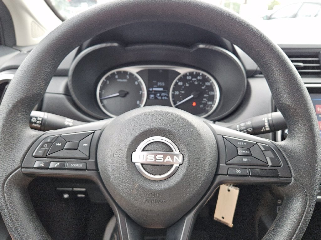 2025 Nissan Versa Sedan 20