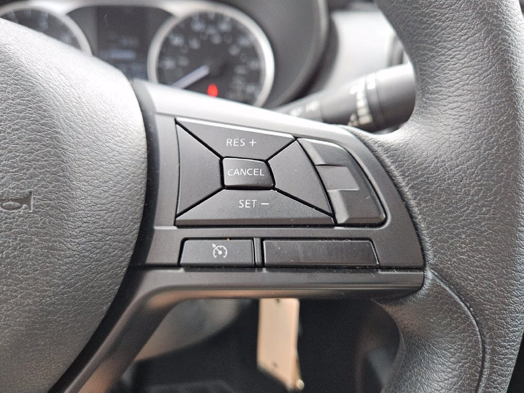 2025 Nissan Versa Sedan 22