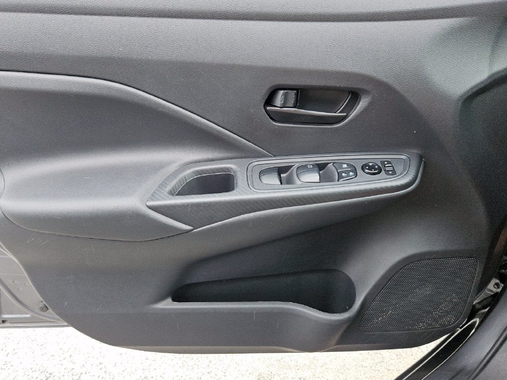2025 Nissan Versa Sedan 25