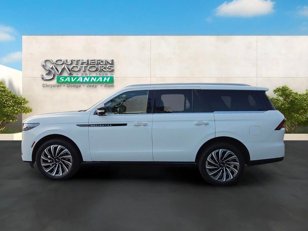 2025 Lincoln Navigator Black Label