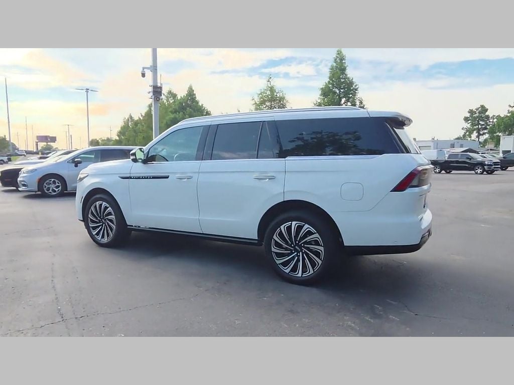 2025 Lincoln Navigator Black Label