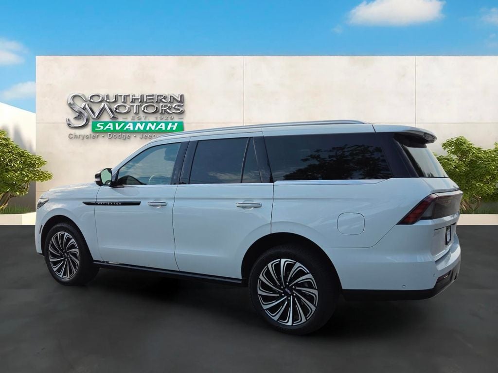 2025 Lincoln Navigator Black Label