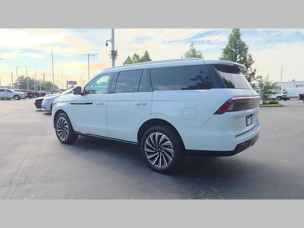 2025 Lincoln Navigator Black Label