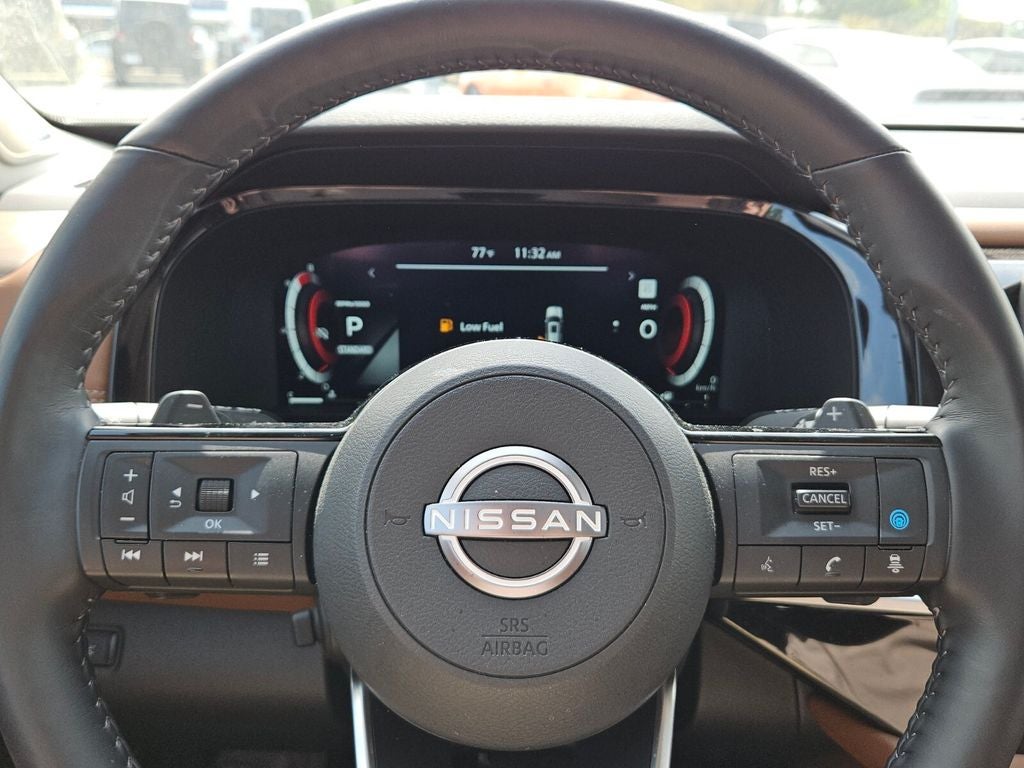 2025 Nissan Pathfinder Platinum FWD