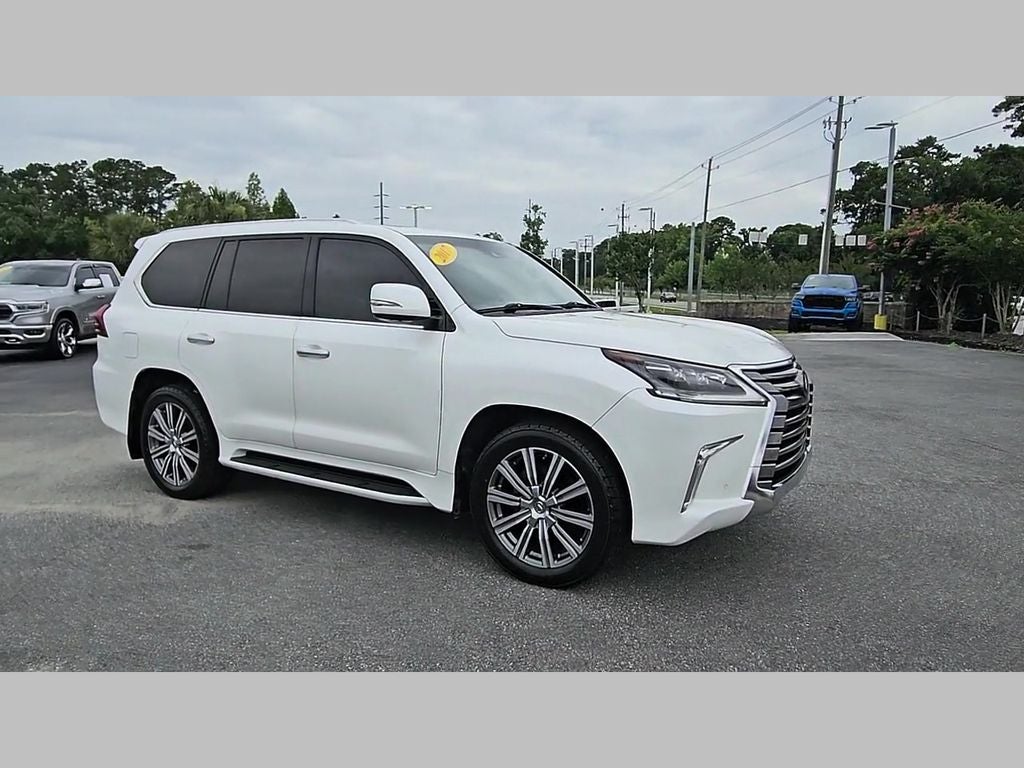 2017 Lexus LX 570 570