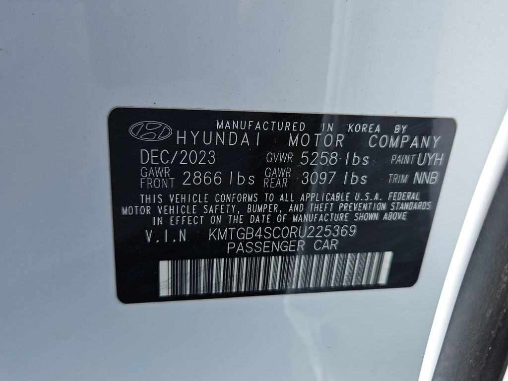 2024 Genesis G80 2.5T