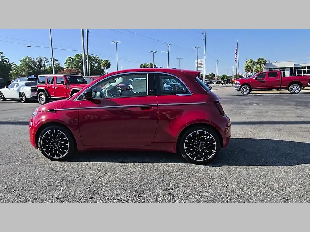 2026 FIAT FIAT 500e 500e ICONA