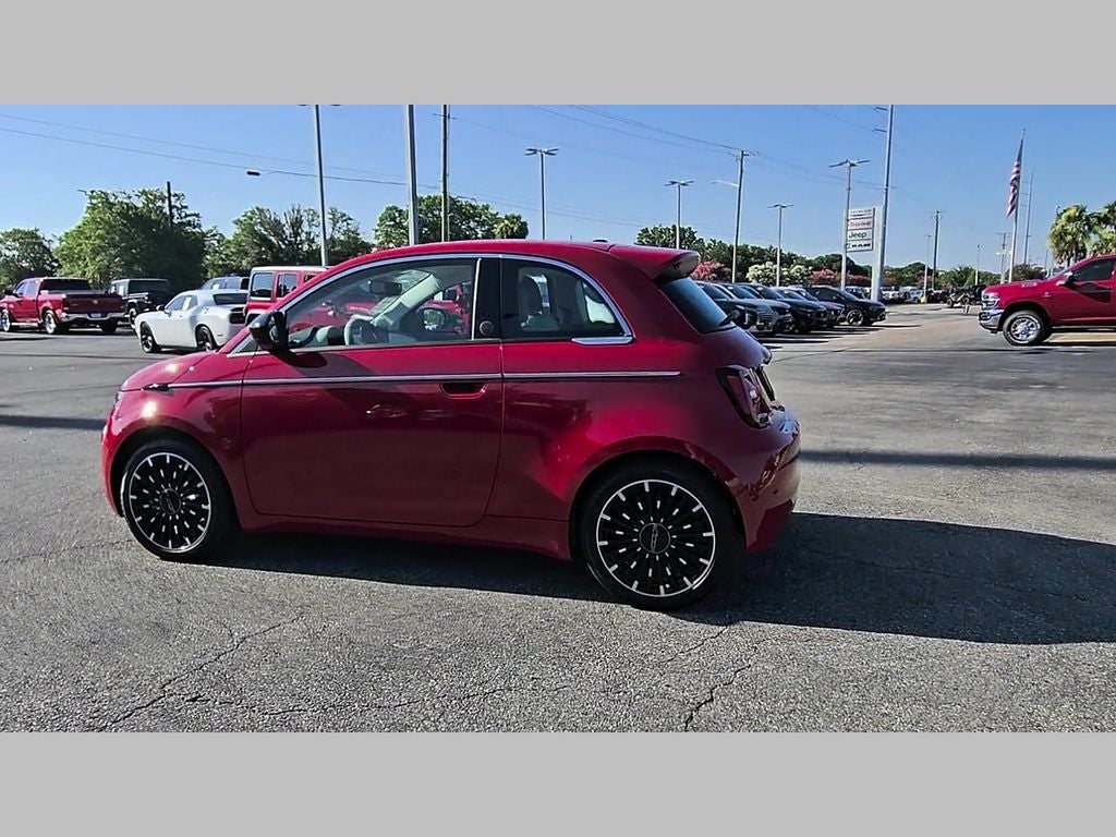 2026 FIAT FIAT 500e 500e ICONA