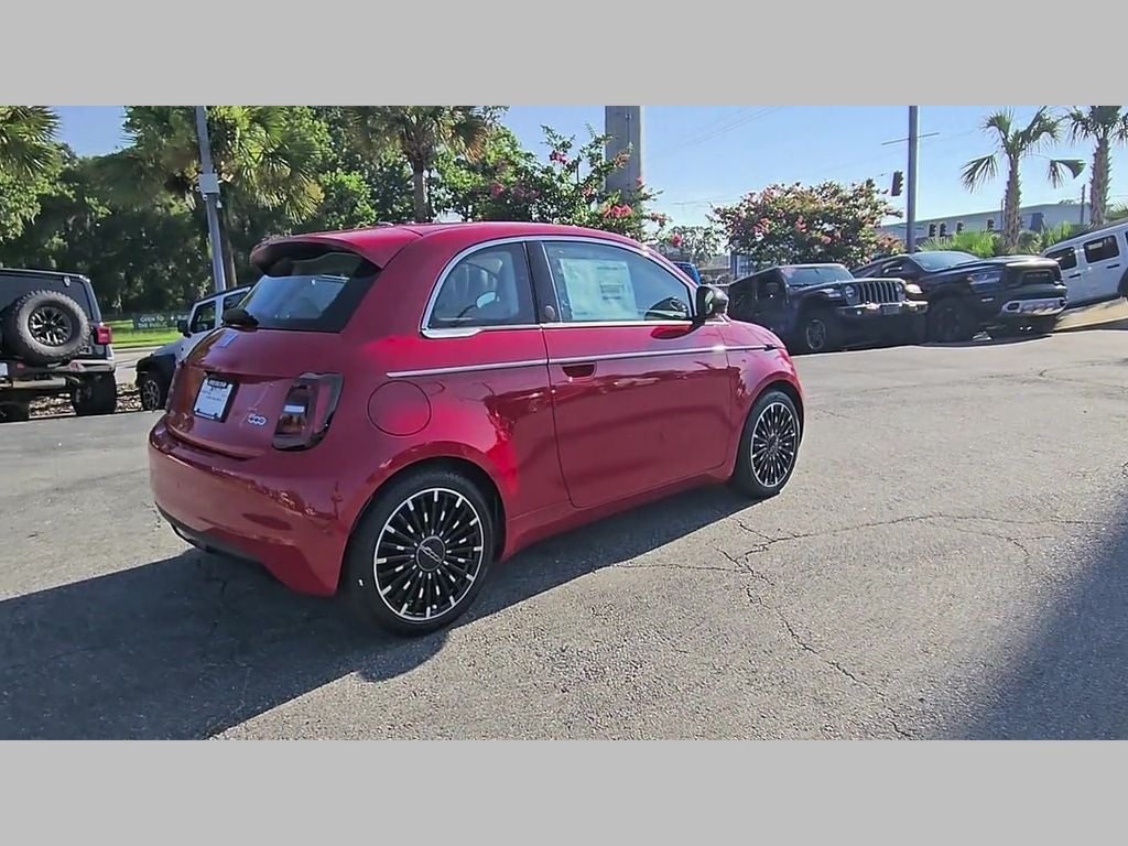 2026 FIAT FIAT 500e 500e ICONA