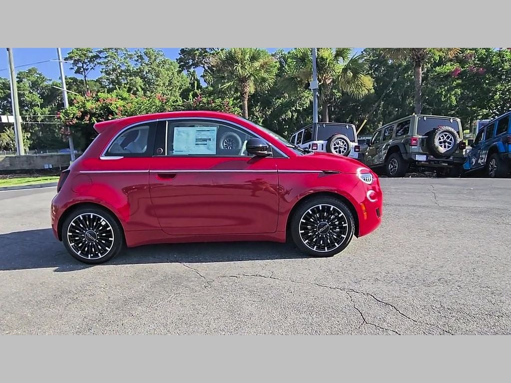 2026 FIAT FIAT 500e 500e ICONA