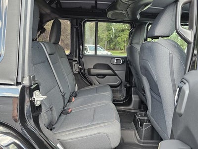 2025 Jeep Wrangler 4-Door Sahara 4x4