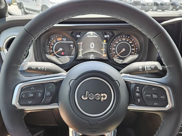 2025 Jeep Wrangler 4-Door Sahara 4x4