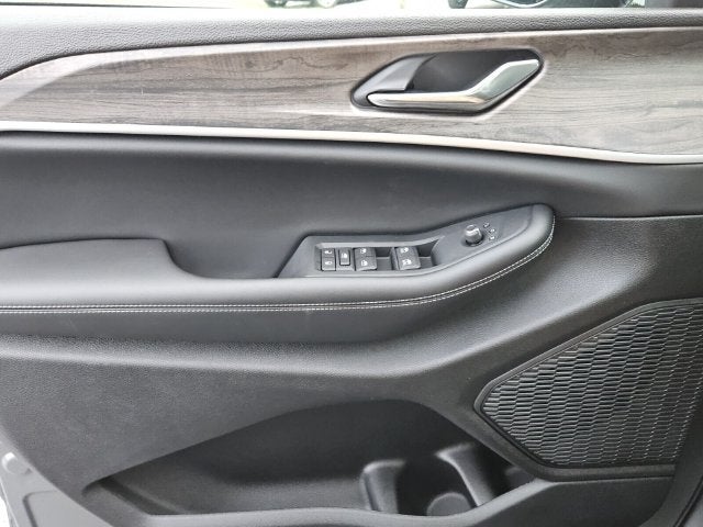 2027 Jeep Grand Cherokee GRAND CHEROKEE LAREDO ALTITUDE 4X2