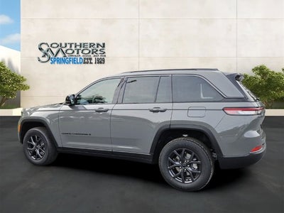 2027 Jeep Grand Cherokee GRAND CHEROKEE LAREDO ALTITUDE 4X2