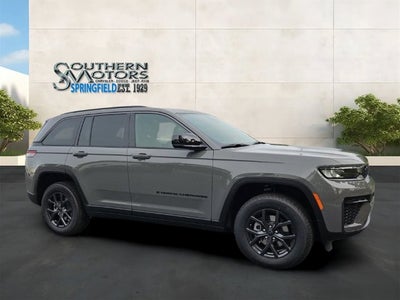 2027 Jeep Grand Cherokee GRAND CHEROKEE LAREDO ALTITUDE 4X2