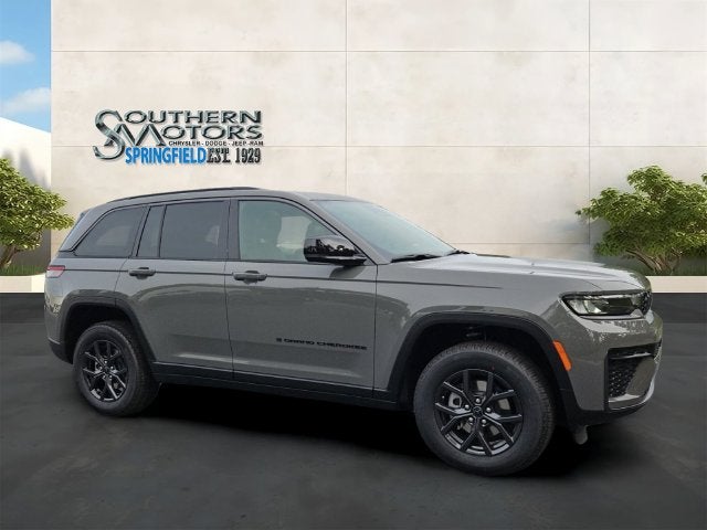 2027 Jeep Grand Cherokee GRAND CHEROKEE LAREDO ALTITUDE 4X2