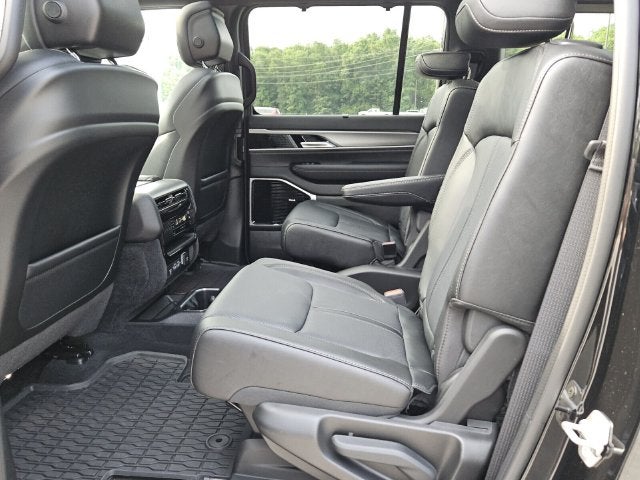 2026 Jeep Grand Wagoneer GRAND WAGONEER LIMITED RESERVE 4X4