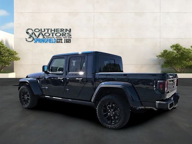 2025 Jeep Gladiator Nighthawk
