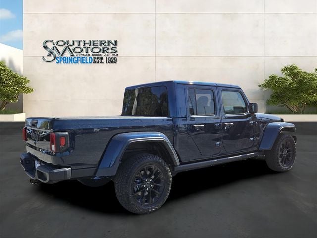 2025 Jeep Gladiator Nighthawk