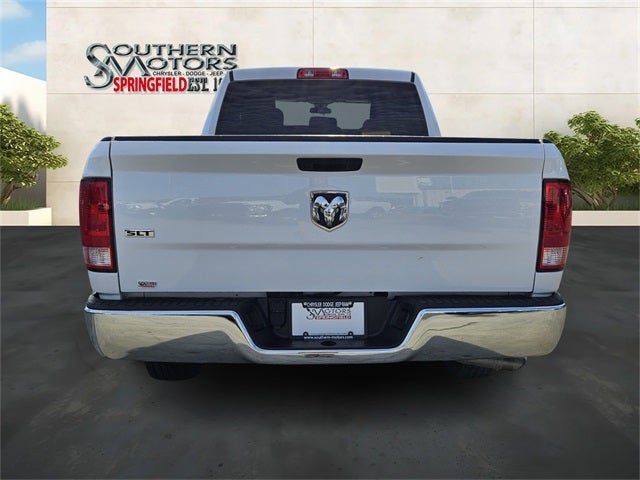2024 RAM 1500 Classic SLT Quad Cab 4x2 6'4' Box