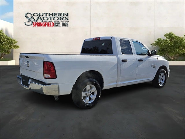 2024 RAM 1500 Classic SLT Quad Cab 4x2 6'4' Box