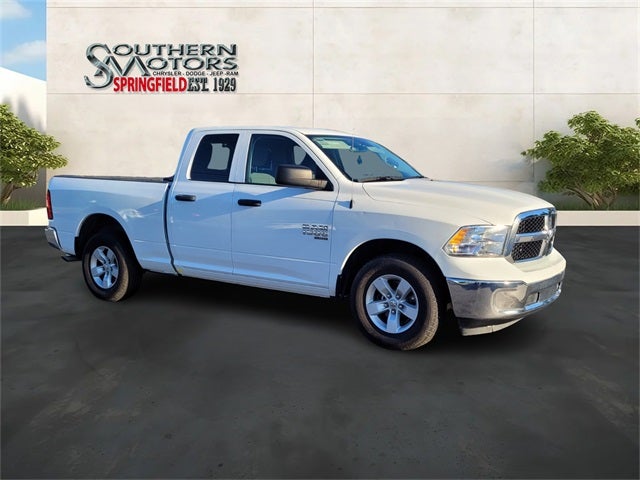 2024 RAM 1500 Classic SLT Quad Cab 4x2 6'4' Box