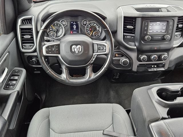 2022 RAM 1500 Big Horn Quad Cab 4x2 6'4' Box