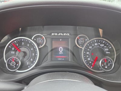 2025 RAM 1500 Big Horn Crew Cab 4x4 5'7' Box