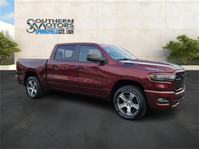 2025 RAM 1500 Tradesman Crew Cab 4x4 5'7' Box