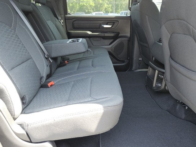 2026 RAM Ram 1500 RAM 1500 TRADESMAN CREW CAB 4X4 5'7' BOX