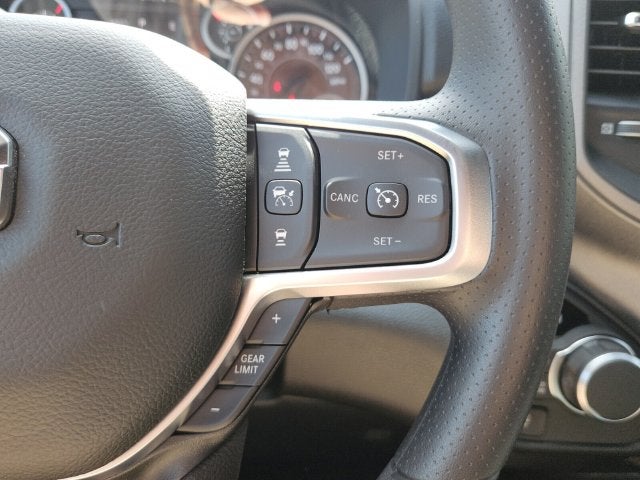 2026 RAM Ram 1500 RAM 1500 TRADESMAN CREW CAB 4X4 5'7' BOX