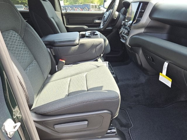2026 RAM Ram 1500 RAM 1500 TRADESMAN CREW CAB 4X4 5'7' BOX