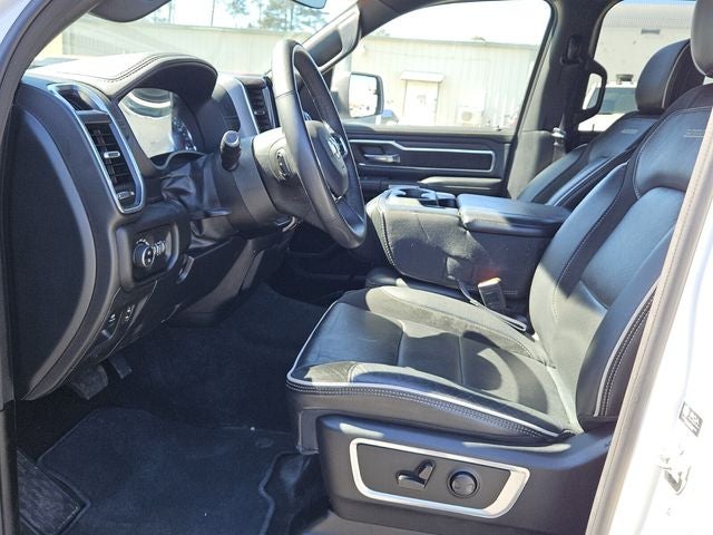 2025 RAM 1500 Laramie Crew Cab 4x4 5'7' Box