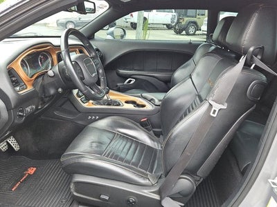 2016 Dodge Challenger 392 Hemi Scat Pack Shaker
