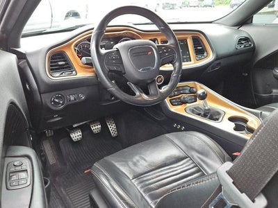 2016 Dodge Challenger 392 Hemi Scat Pack Shaker