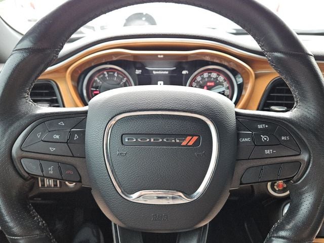 2016 Dodge Challenger 392 Hemi Scat Pack Shaker