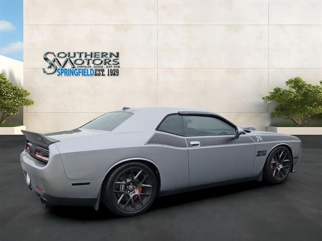 2016 Dodge Challenger 392 Hemi Scat Pack Shaker