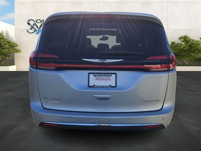 2024 Chrysler Pacifica Limited