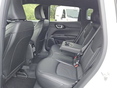 2027 Jeep Compass Latitude Altitude
