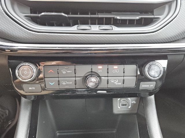 2027 Jeep Compass Latitude Altitude