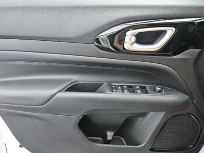 2027 Jeep Compass Latitude Altitude