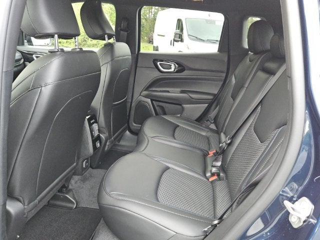2027 Jeep Compass Latitude Altitude