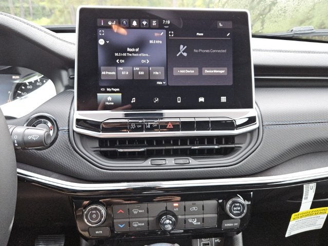 2027 Jeep Compass Latitude Altitude