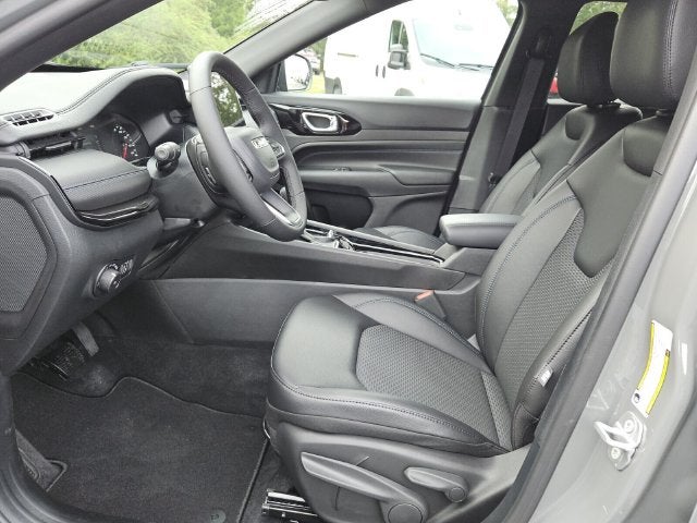 2027 Jeep Compass Latitude Altitude