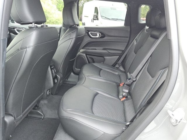 2027 Jeep Compass Latitude Altitude